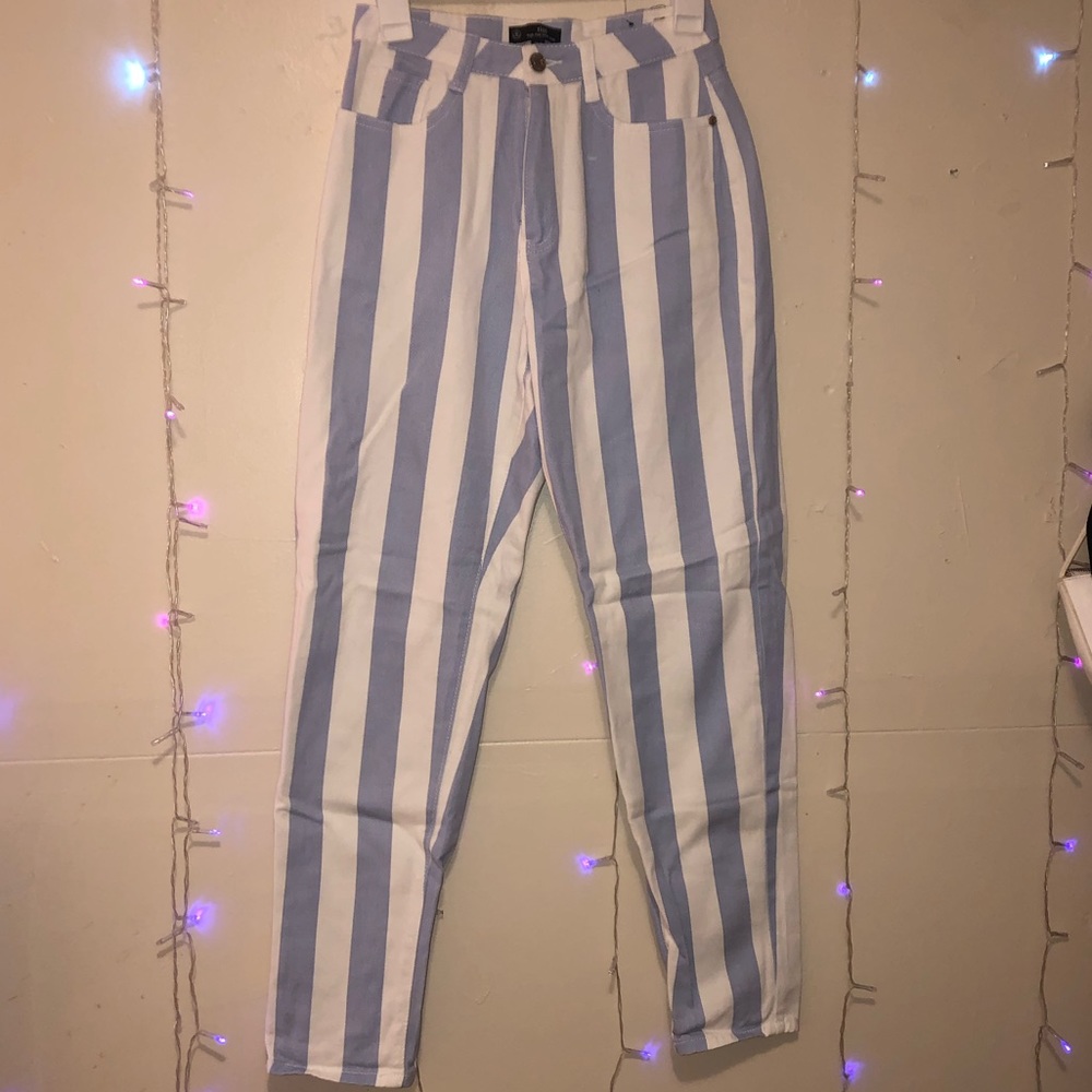 High Rise mom jeans
